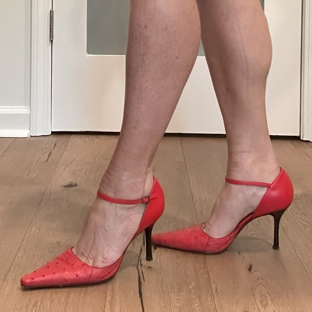 St John Boutique Red Ostrich Size 8